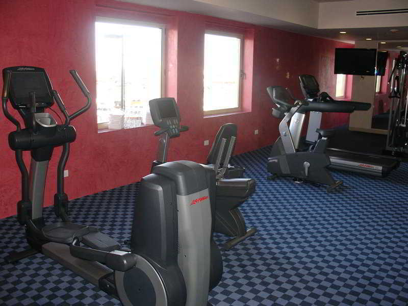 Four Points By Sheraton Monterrey Linda Vista Guadalupe  Esterno foto